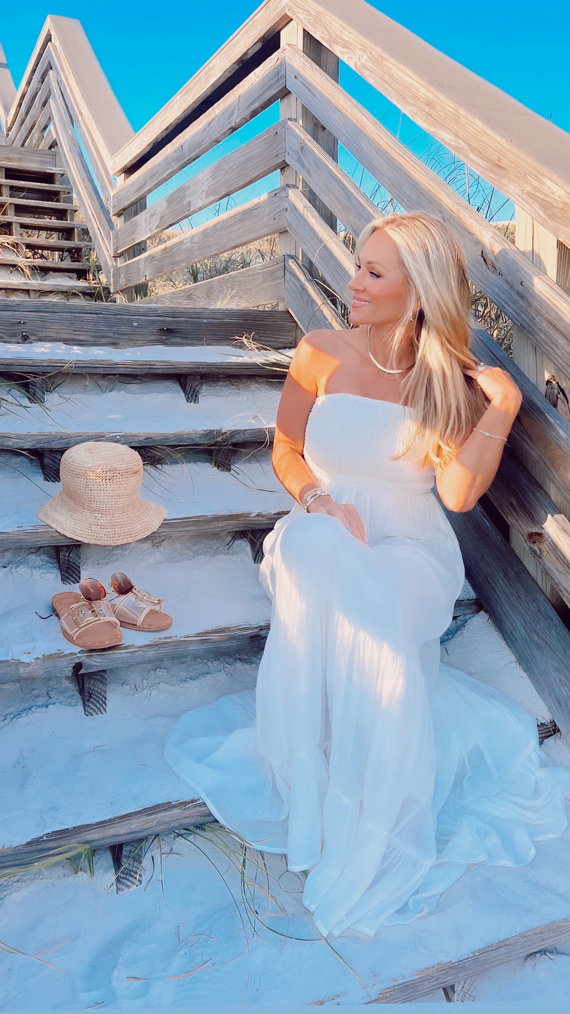 SUNSETS IN ALYS Maxi dress -WHITE