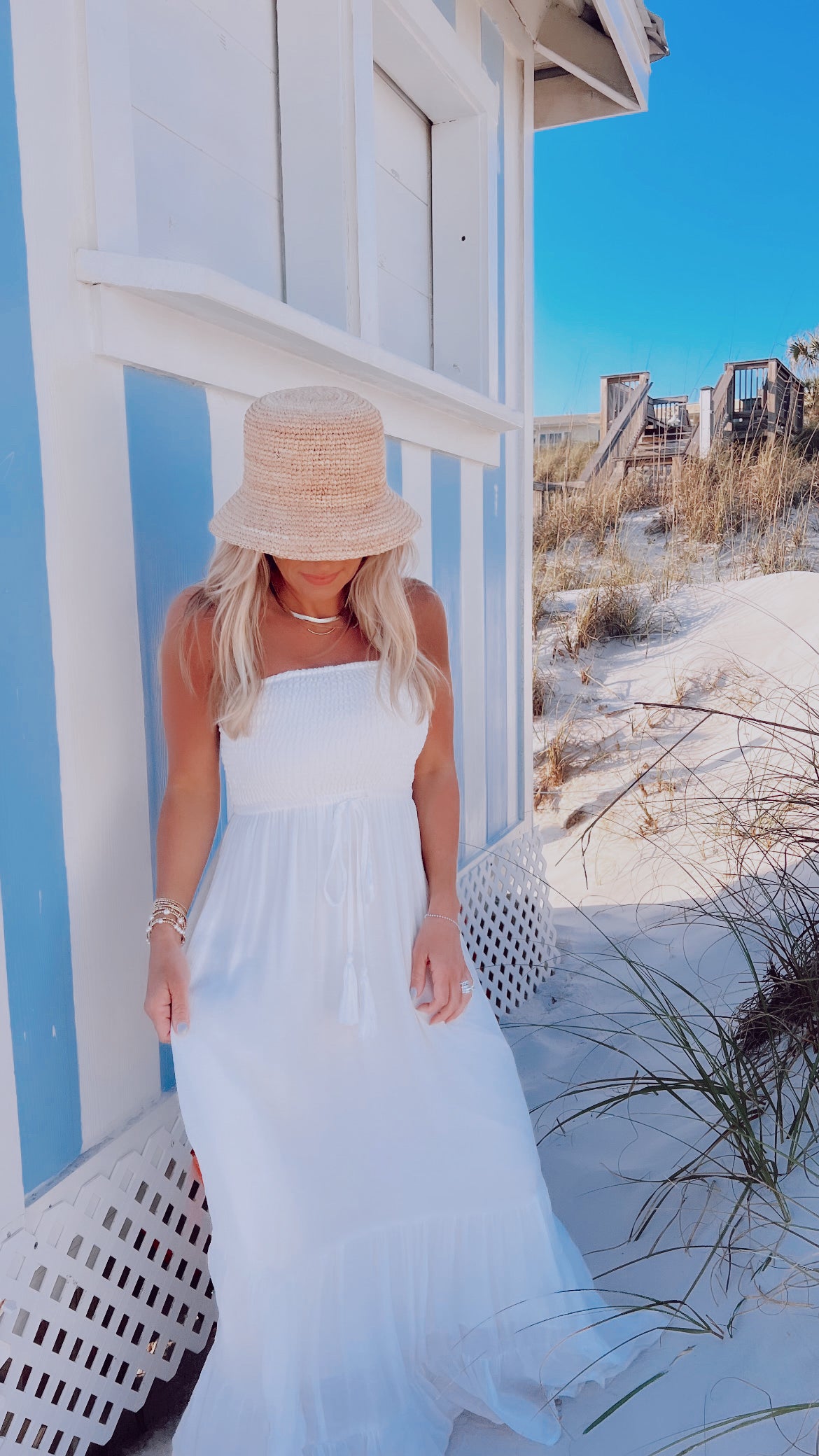 SUNSETS IN ALYS Maxi dress -WHITE