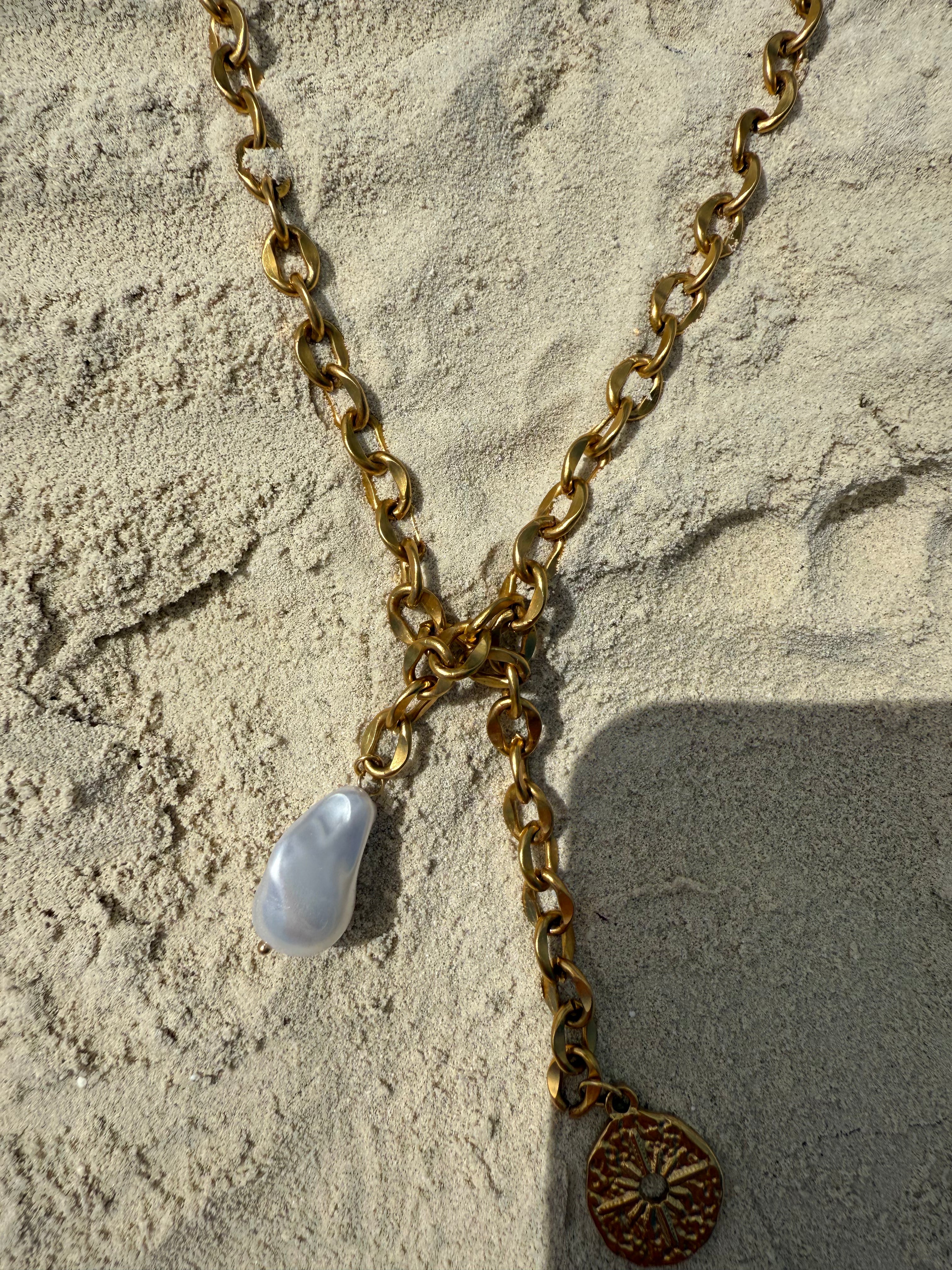 Bailey Necklace with pearl