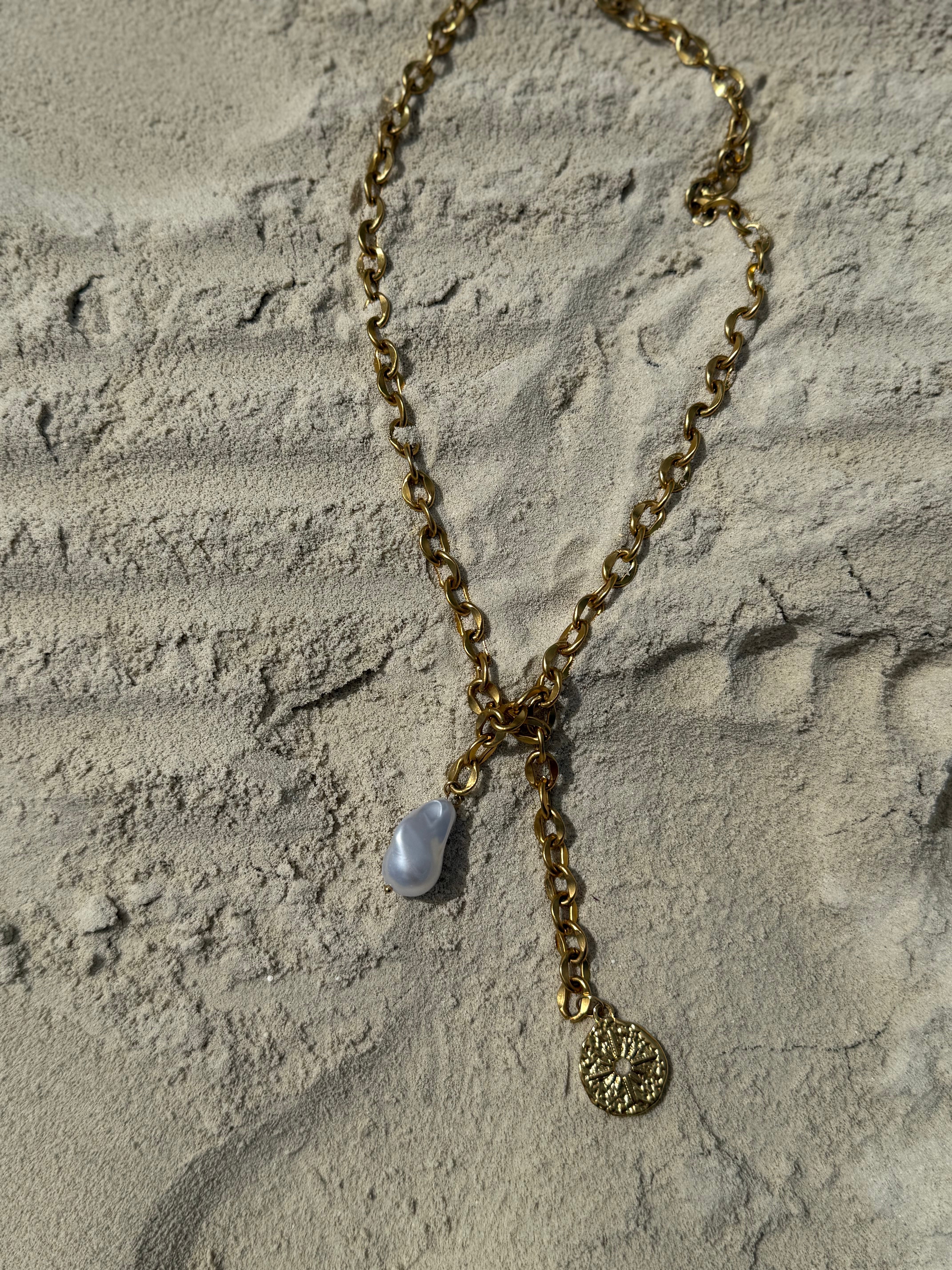 Bailey Necklace with pearl