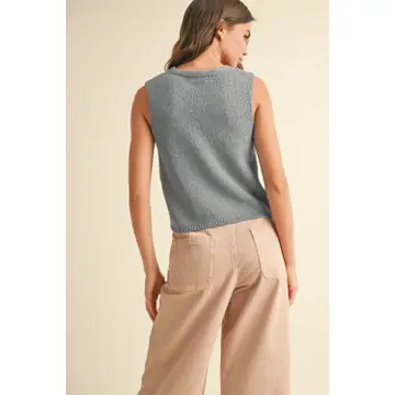 Sara Light weight knit tank blue