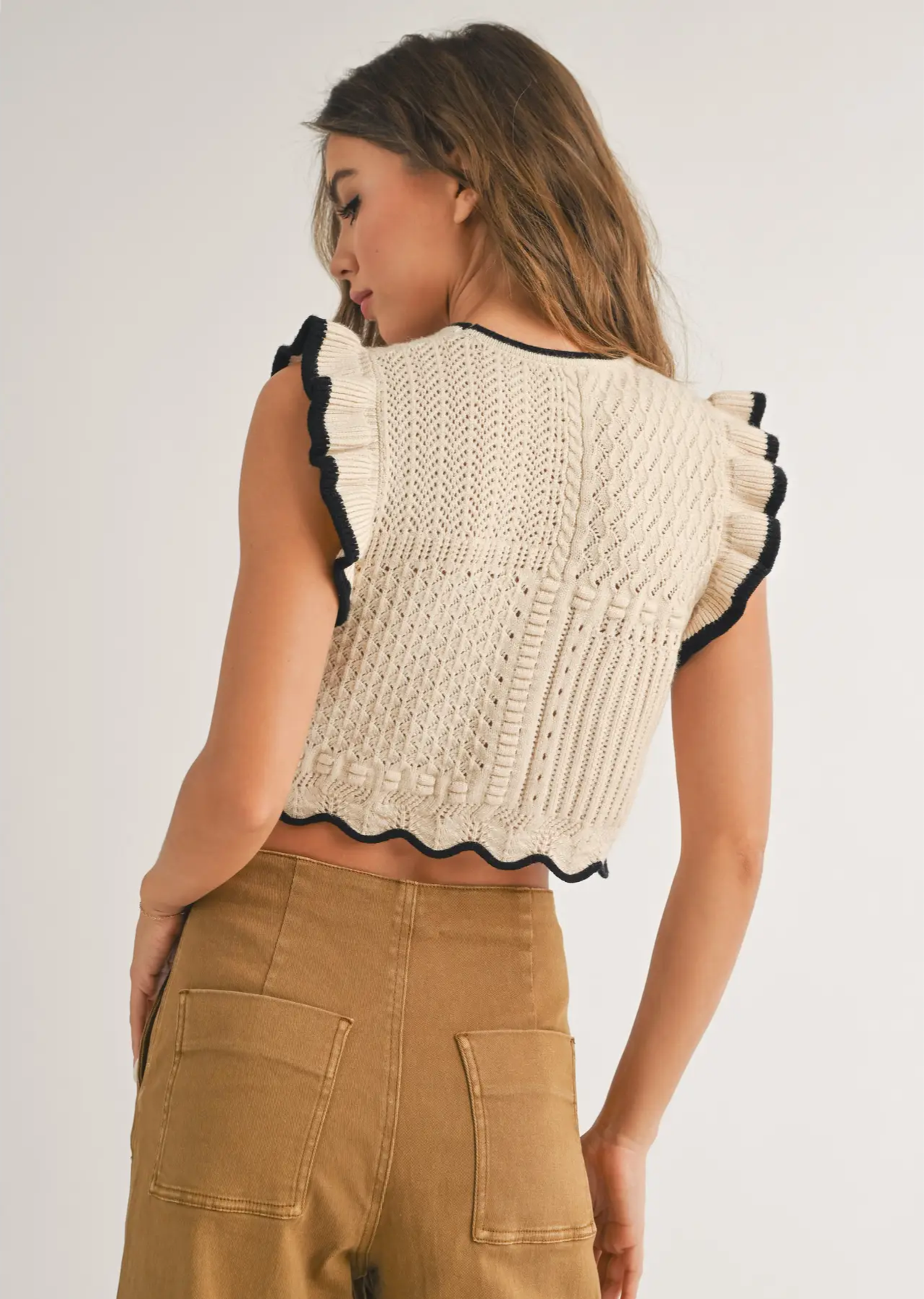 LAGUNA Ruffled detail top