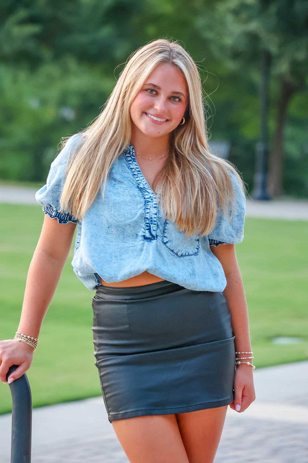 V-NECK DENIM TOP